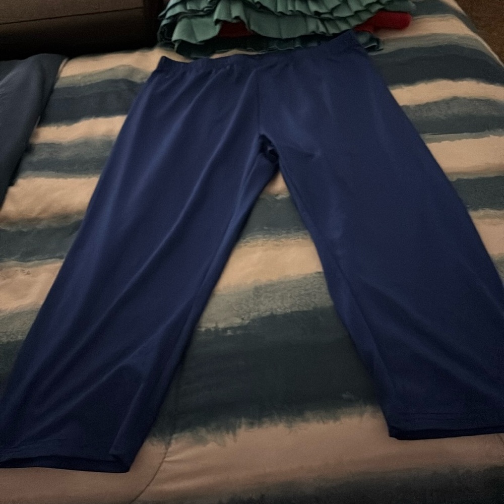 Women’s capris